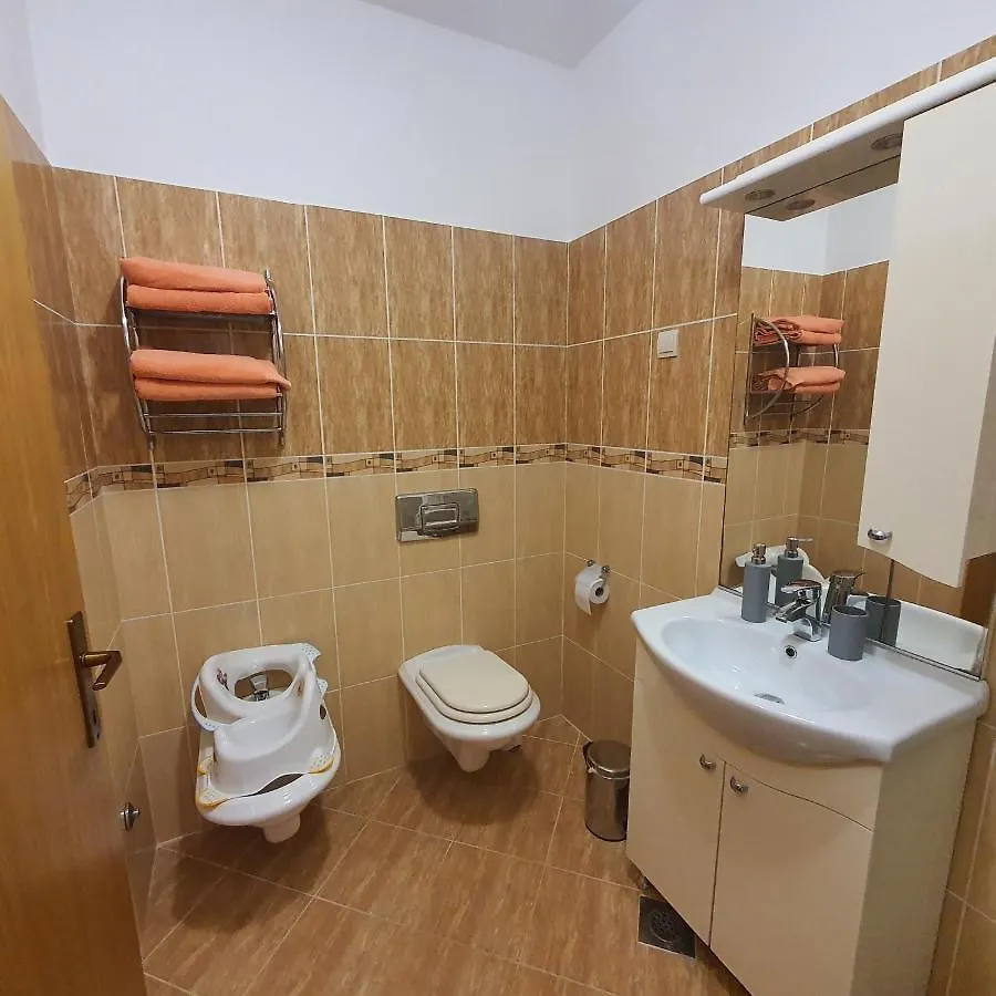 Lord Tobi Apartment Banjole Croatia