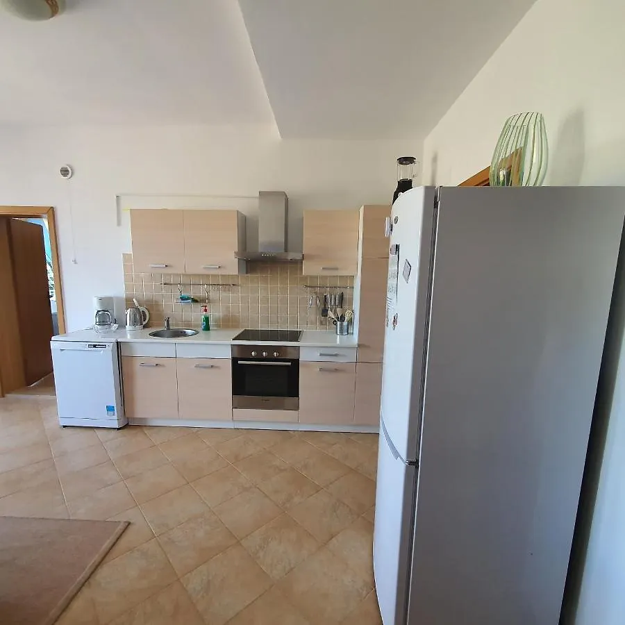 Lord Tobi Apartment Banjole Croatia