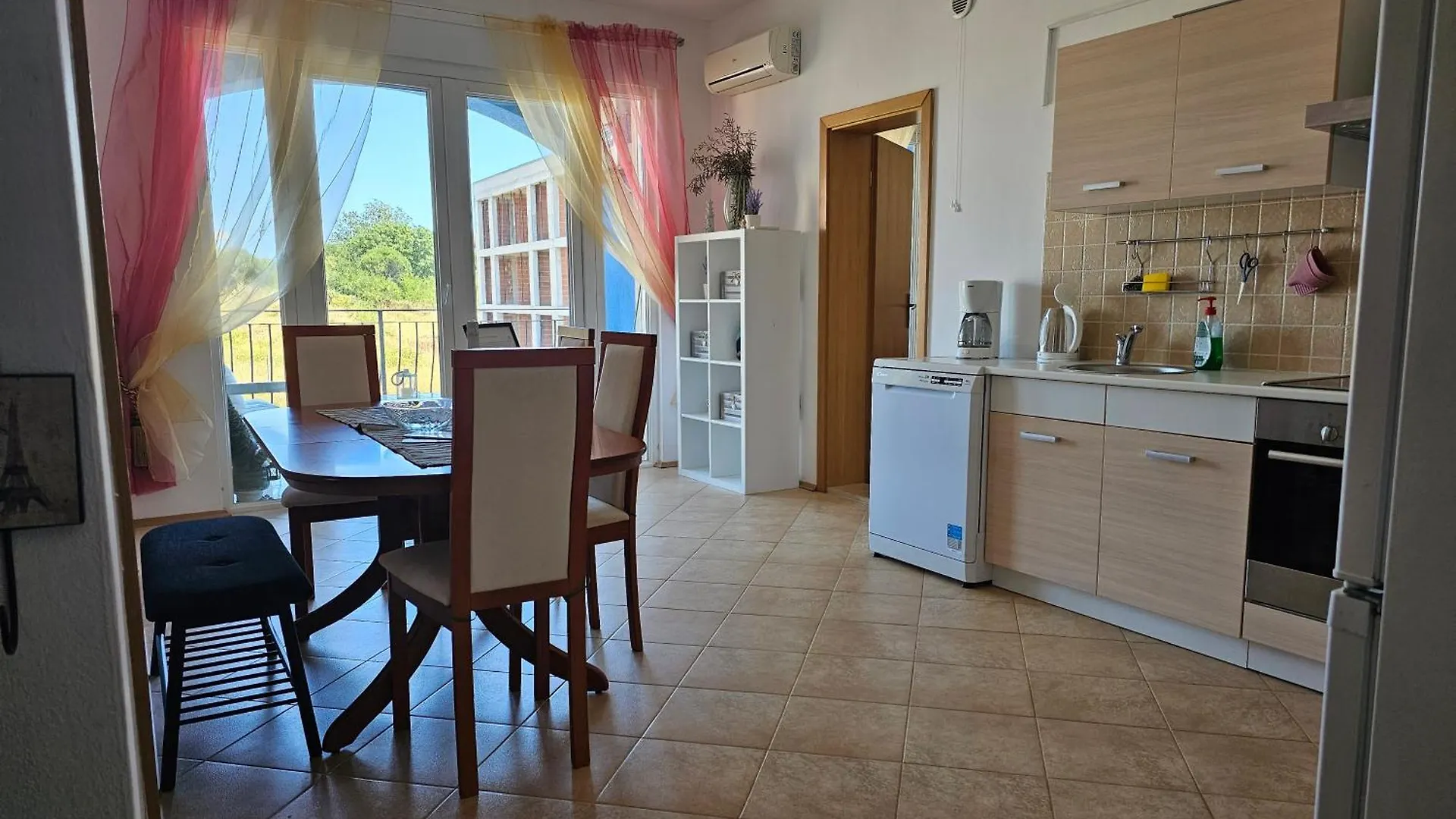 Lord Tobi Apartment Banjole